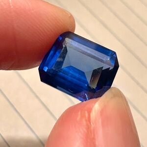 Elegant Blue Certified Natural 9.30 cts. Sapphire, Emerald Cut
